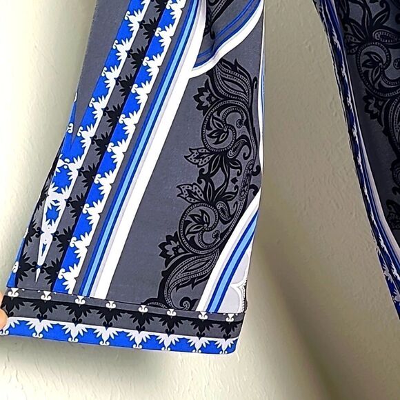 Alfani Blue, Black, Gray, White Printed Design Shift Dress, Size Medium - Picture 4 of 7